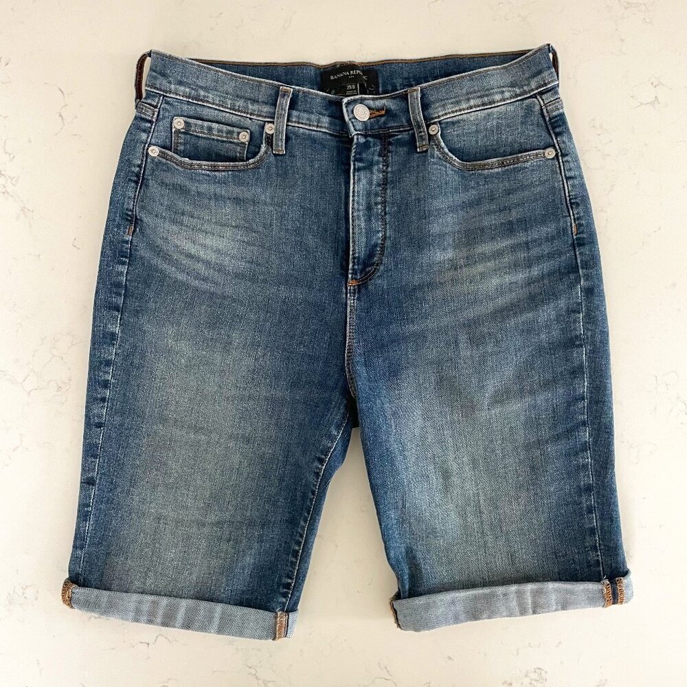 Banana Republic Factory Bermuda Length Denim 5 Pocket Jean Shorts Blue Sz 29/8